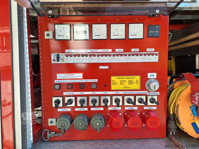 Camion de pompiers ÖAF 17.272 FA M90