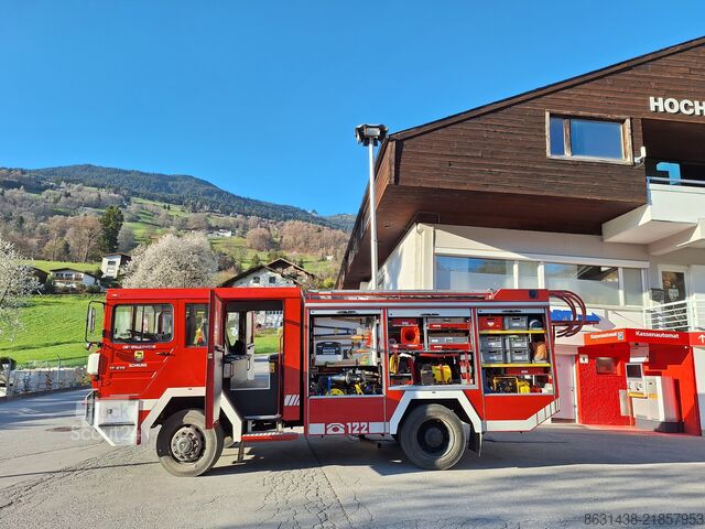 Camion de pompiers ÖAF 17.272 FA M90