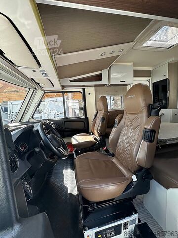 інтегрований автокемпер Bürstner Elegance I 920 G