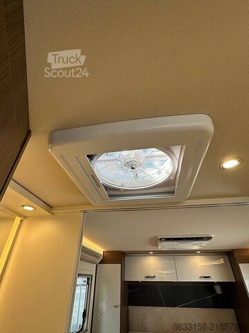 інтегрований автокемпер Bürstner Elegance I 920 G