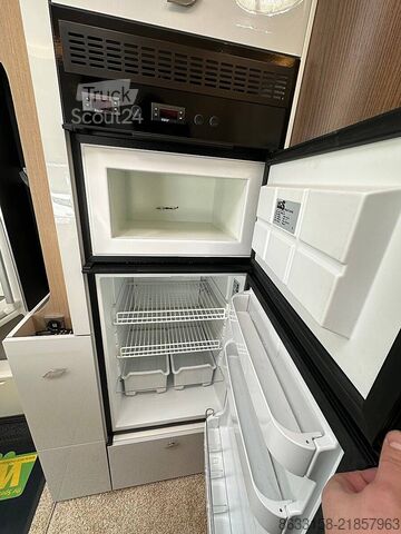 інтегрований автокемпер Bürstner Elegance I 920 G