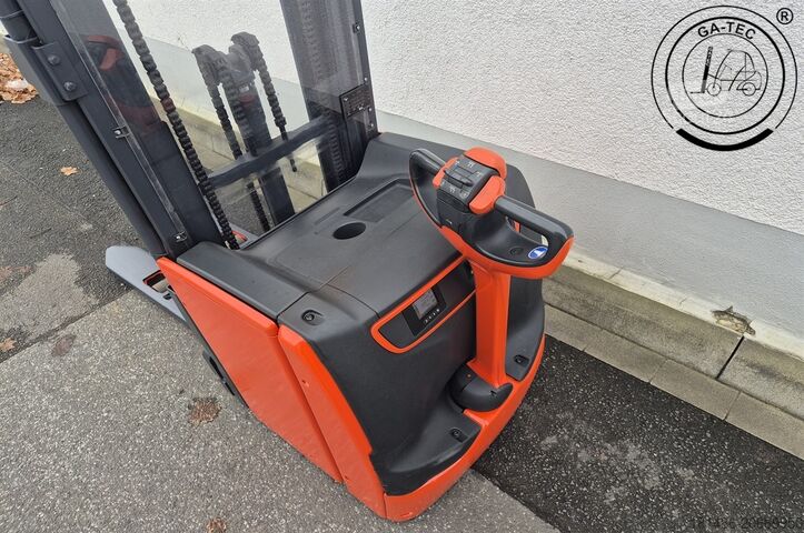 Chariot élévateur à grande levée Linde L14i