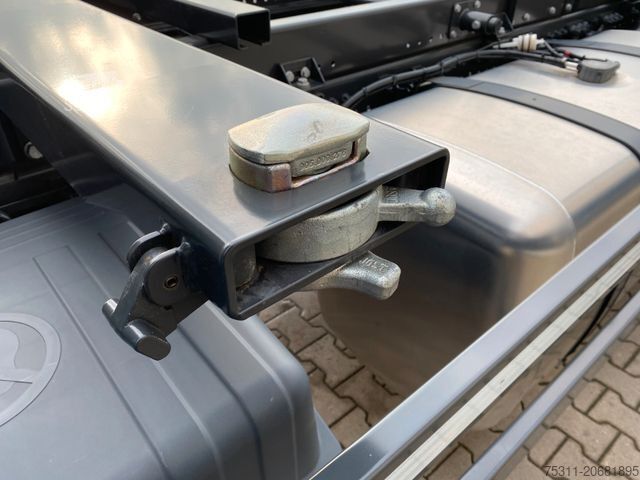 Wissellaadbak vrachtwagen MERCEDES-BENZ Actros L 2542 BDF GigaSpace*Navi*Retarder*Mirror