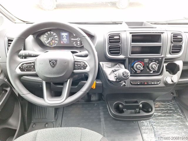 Kastenwagen Wohnmobil / Campervan CARADO CV 640