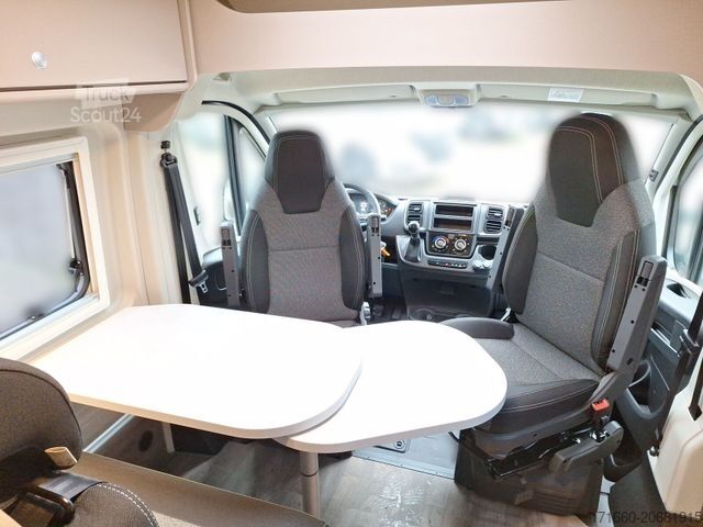 Kastenwagen Wohnmobil / Campervan CARADO CV 640 AUTOMATIK