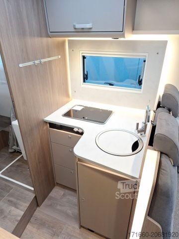 Teilintegriertes Wohnmobil CARADO Edition26 T Ford 449