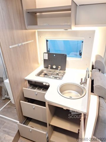 Teilintegriertes Wohnmobil CARADO Edition26 T Ford 449