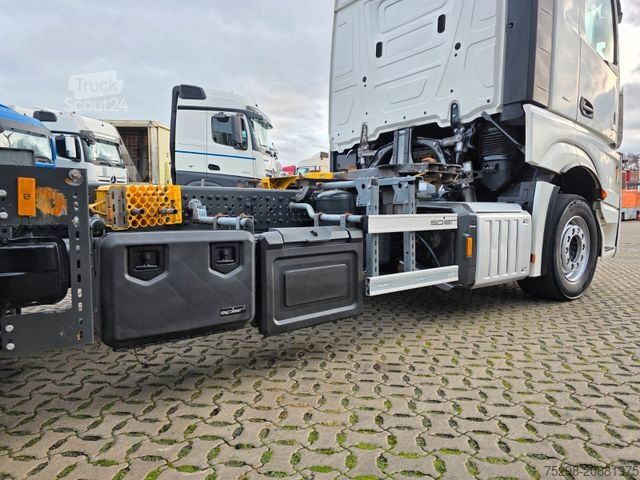 Camion porte-caisses amovibles MERCEDES-BENZ Actros 2545 /Retarder/2 Tanks/Xenon/Liftachse/6D