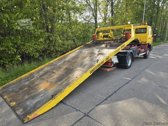 Evakuators RENAULT M200 Abschleppwagen