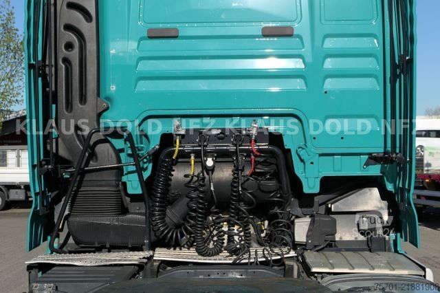 Tractor estándar MAN TGX 18.500 XXL Retarder Kühlbox XL- Tank Euro 6
