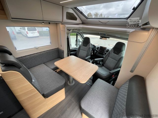 Halvintegreret autocamper ADRIA Matrix 60Y 670 SL JUBILEE *Sondermodell*