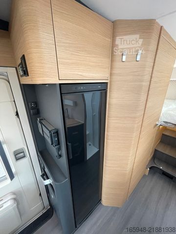 Halvintegreret autocamper ADRIA Matrix 60Y 670 SL JUBILEE *Sondermodell*