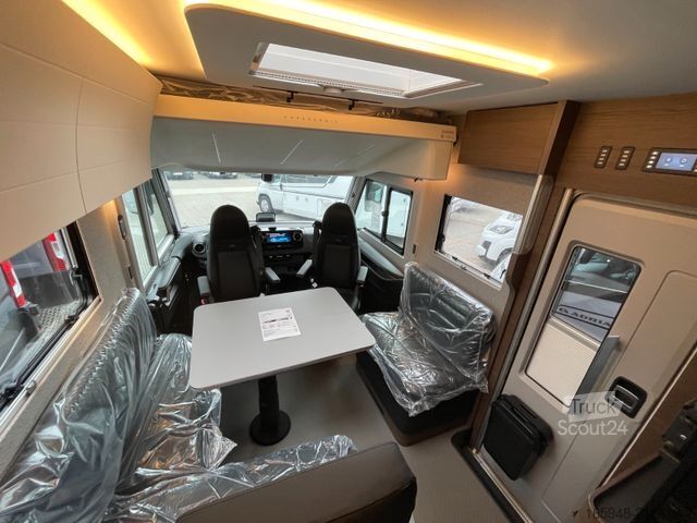 Camper integrale ADRIA Supersonic 890 LL *Hubstüzen*Modell 2026*