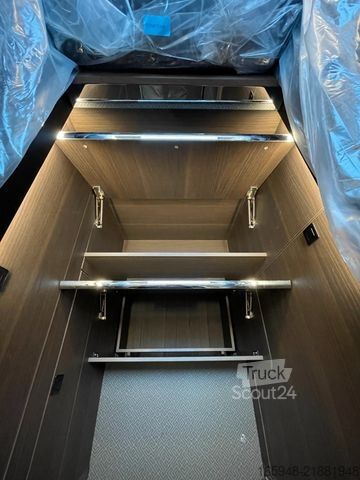 Camper integrale ADRIA Supersonic 890 LL *Hubstüzen*Modell 2026*