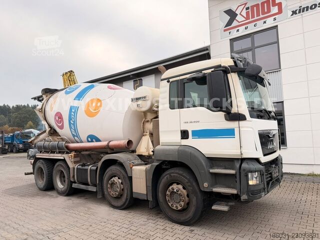Betonmixer vrachtwagen MAN TGS 32.400 8X4 Liebherr HTM 9M3