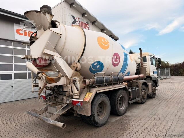 Betonmixer vrachtwagen MAN TGS 32.400 8X4 Liebherr HTM 9M3