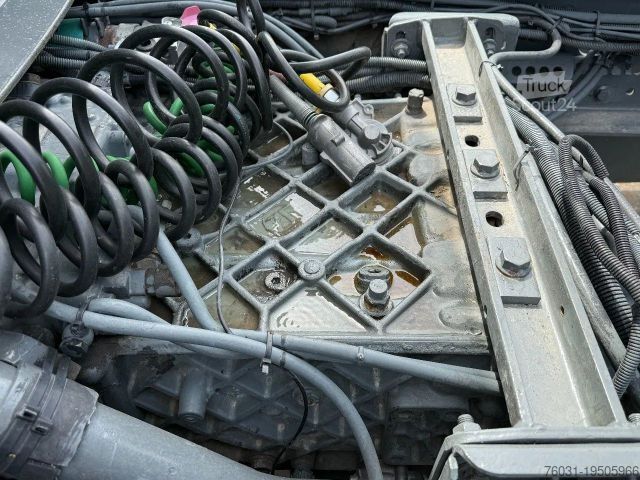 Trattore stradale standard MAN 19.403 4X2 Tractor-unit Spring/Air ZF Manual Gea