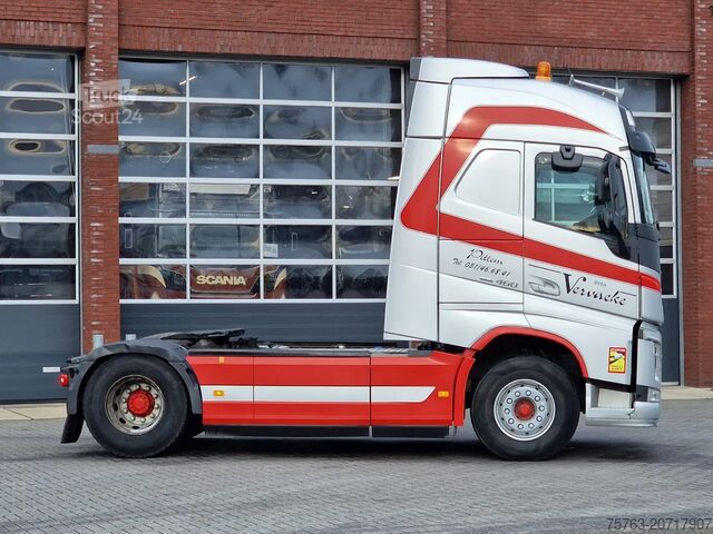 Standaard-SZM Volvo FH 13.460 Globetrotter 4x2 - PTO/Hydraulic - 2x...
