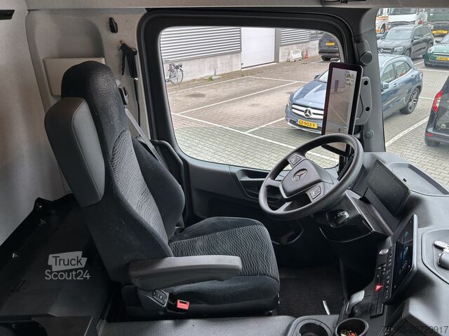 Chladírenská/mrazírenská přeprava Mercedes-Benz Actros 2124 / Carrier Koeler -30 gr / Cheraeu /...