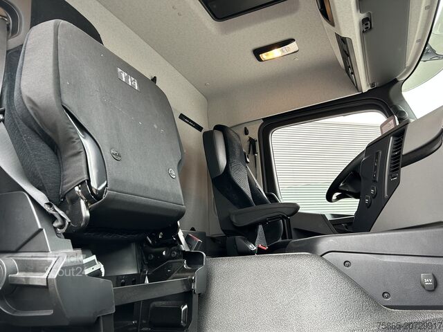 Chladírenská/mrazírenská přeprava Mercedes-Benz Actros 2124 / Carrier Koeler -30 gr / Cheraeu /...