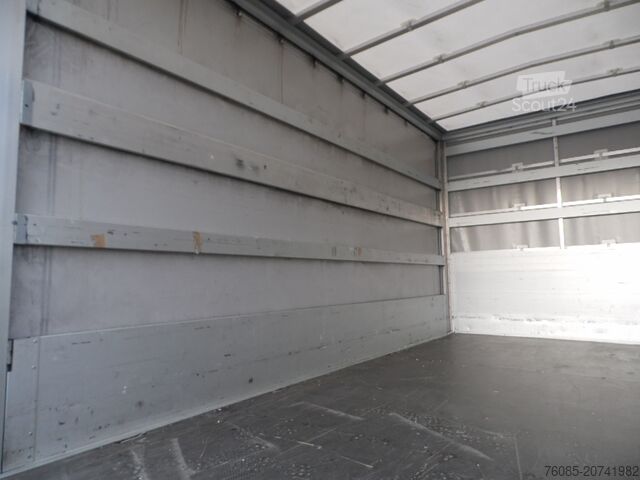 FURGÃO COM ESTRADO E LONA Iveco DAILY 35S18