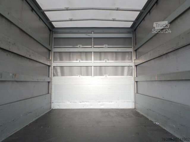 FURGÃO COM ESTRADO E LONA Iveco DAILY 35S18