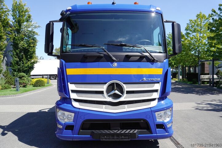 Carrozzeria con fossa settica Mercedes-Benz Actros 18.35 LS/ NEW septic tank 08.2025