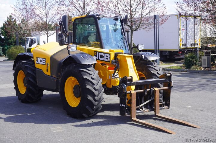 Телескопічний навантажувач JCB 526-56 AGRI Plus / 5.6 m / joystick