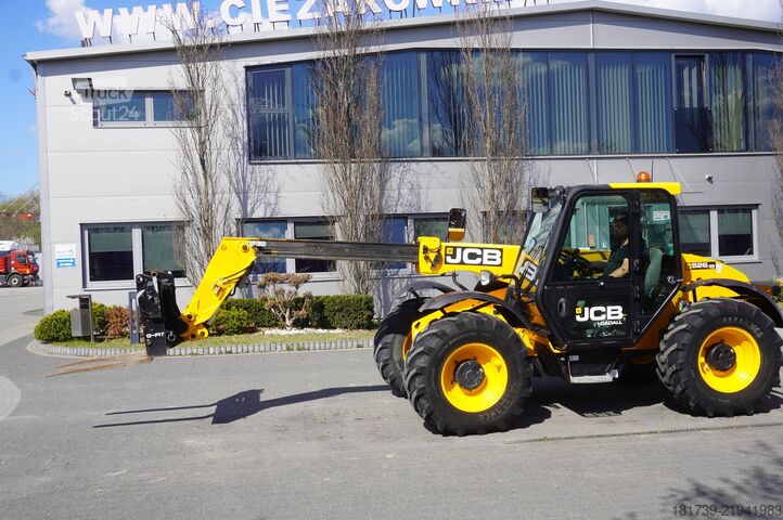 Телескопічний навантажувач JCB 526-56 AGRI Plus / 5.6 m / joystick