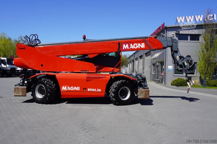 Teleszkópos rakodó MAGNI RTH 5.26 telescopic loader / Range 26 m