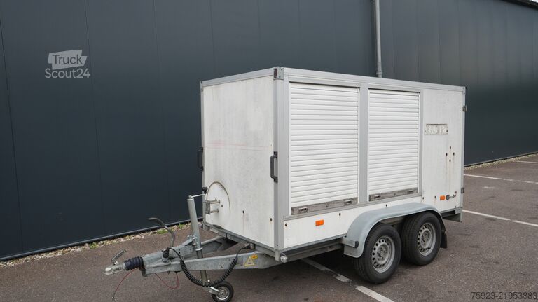 Suitcase Hapert 2 axle closed box