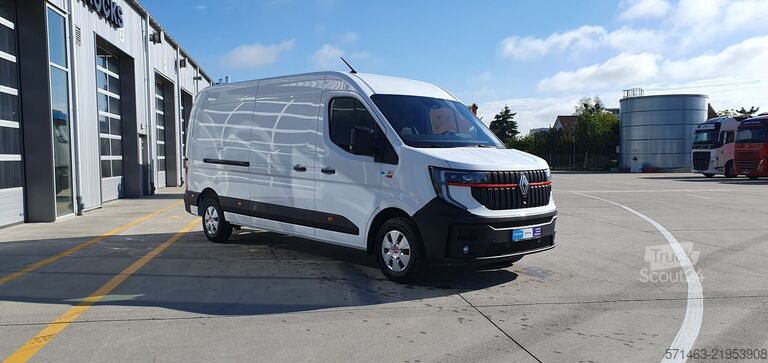 Panelinis furgonas Renault Master 170 KM L3H2 Red Edition