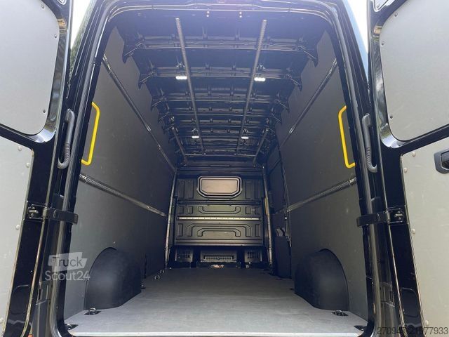 Bestelwagen met verhoogd dak VOLKSWAGEN Crafter 35 L4H3 AHK RFK oh. Schäden