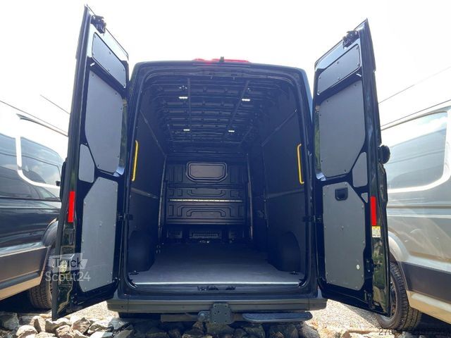 Bestelwagen met verhoogd dak VOLKSWAGEN Crafter 35 L4H3 AHK RFK oh. Schäden