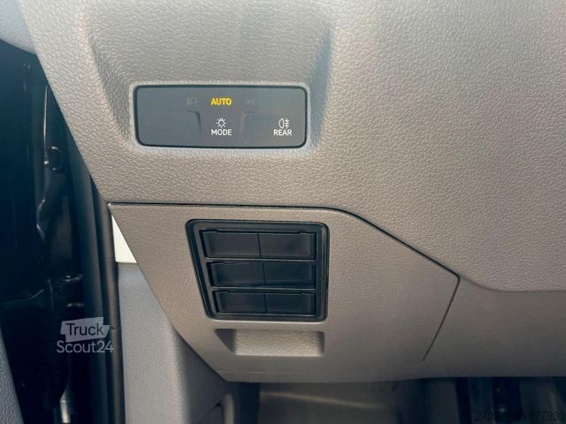 Bestelwagen met verhoogd dak VOLKSWAGEN Crafter 35 L4H3 AHK RFK oh. Schäden