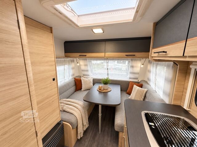 Caravan STERCKEMAN Easy 380CE 1.300 kg, Etagenbetten hinten