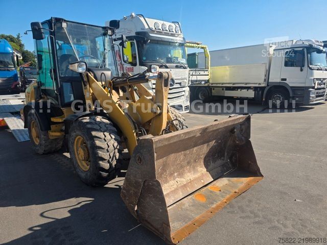 Колісний навантажувач CATERPILLAR 907 H / SW + Schaufel / Motorschaden