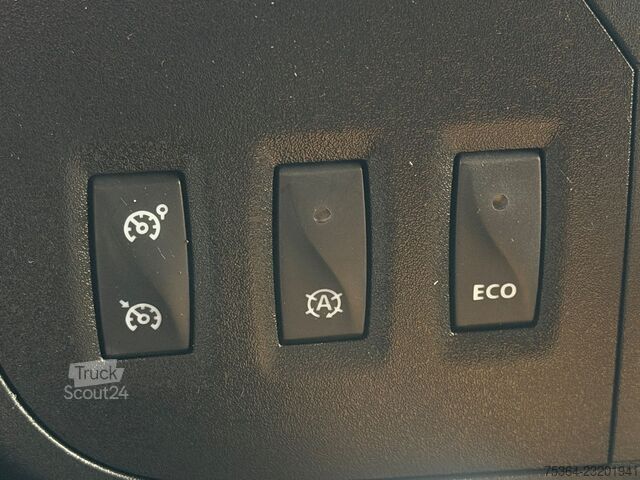 Panelová dodávka RENAULT Master 2,3 Dci Kasten L3H2 9.000 km Wie Neu!!
