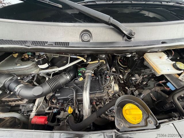 Panelová dodávka RENAULT Master 2,3 Dci Kasten L3H2 9.000 km Wie Neu!!
