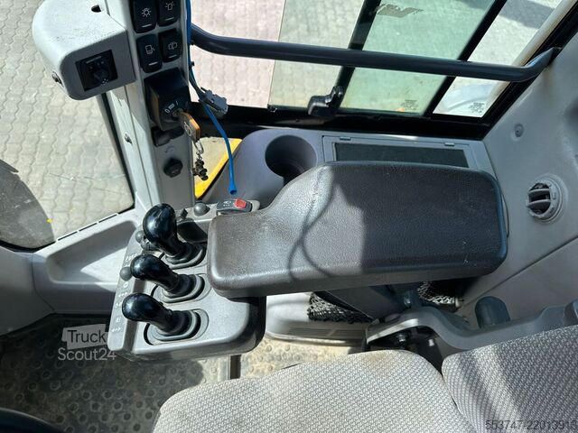 رافعة التحميل Volvo L 120 H / AC / ZSA / BSS / 3. Steuerkreis