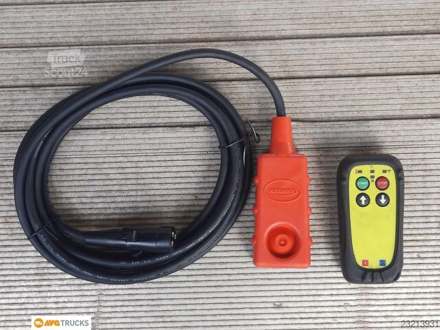 Reboque IVECO DAILY 70C21 DOKA Autotransporter Jotha Seilwinde