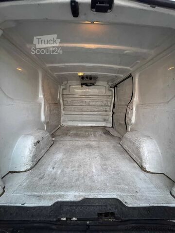 Van RENAULT TRAFIC FURGONE