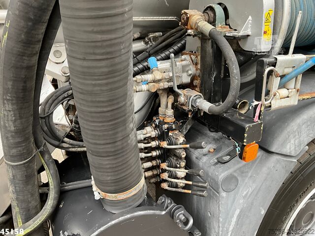 Sací vozidlo MAN TGS 41.440 8x4 Euro 6 Wicom Combi Just 85.658 km!