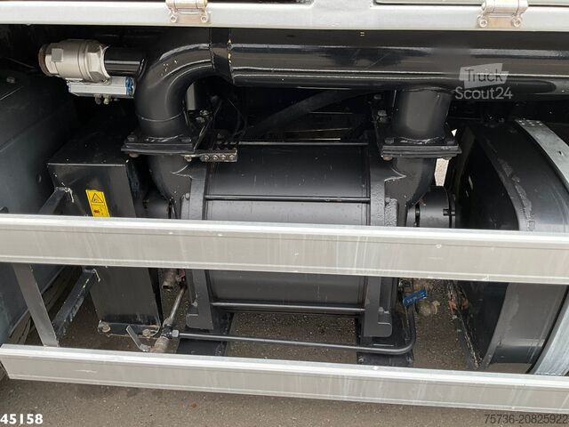 Sací vozidlo MAN TGS 41.440 8x4 Euro 6 Wicom Combi Just 85.658 km!