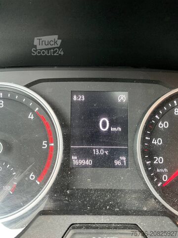 Furgon samochodowy do przewozu aut Volkswagen Crafter 35 2.0 TDI met Nieuwe Oprijcarrosserie