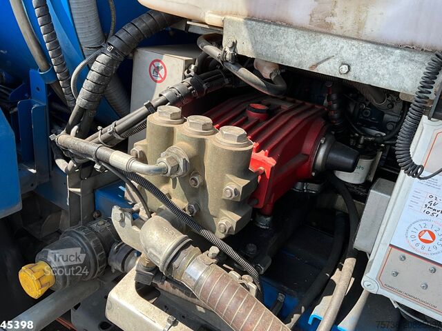 Usisno vozilo Iveco Daily 70C14G Euro 6 CNG ROM Combi Just 60.158 km!