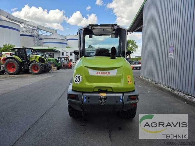 Dvorni utovarivač Claas TORION 530