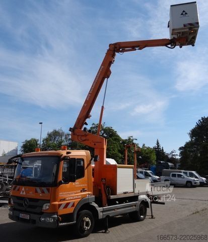Ant sunkvežimio sumontuota darbo platforma MERCEDES-BENZ Atego 818 Ruthmann TK145 Kunststoffkorb