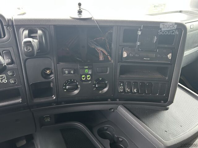 Scania G 360 Euro 5 Highline / Retarder / 3 Pedals / NL Truck Scania G 360 Euro 5 Highline / Retarder / 3 Pedals / N...
