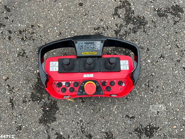 Vuilniswagen DAF FAN CF 290 Euro 6 Palfinger 23 Tonmeter laadkra...